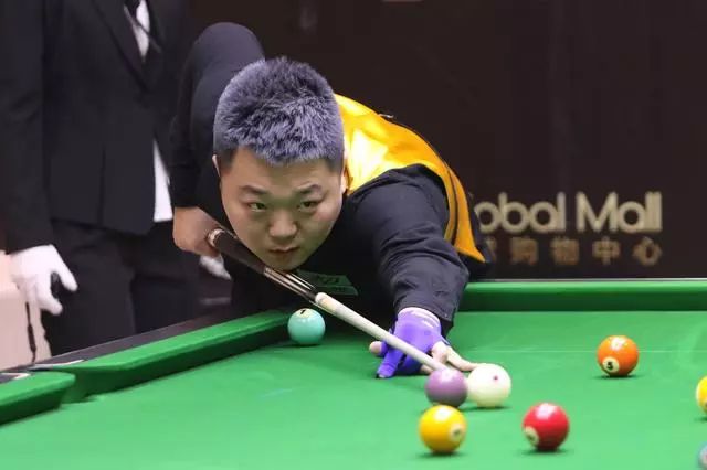 中暗藏着球 中暗藏着球