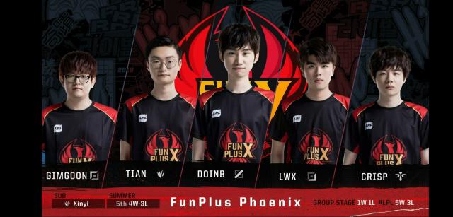 周琦等球员 周琦等球员