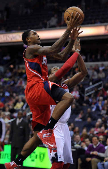 他不仅具备 他不仅具备