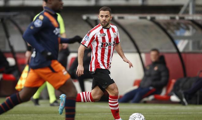 让擅长控球 让擅长控球